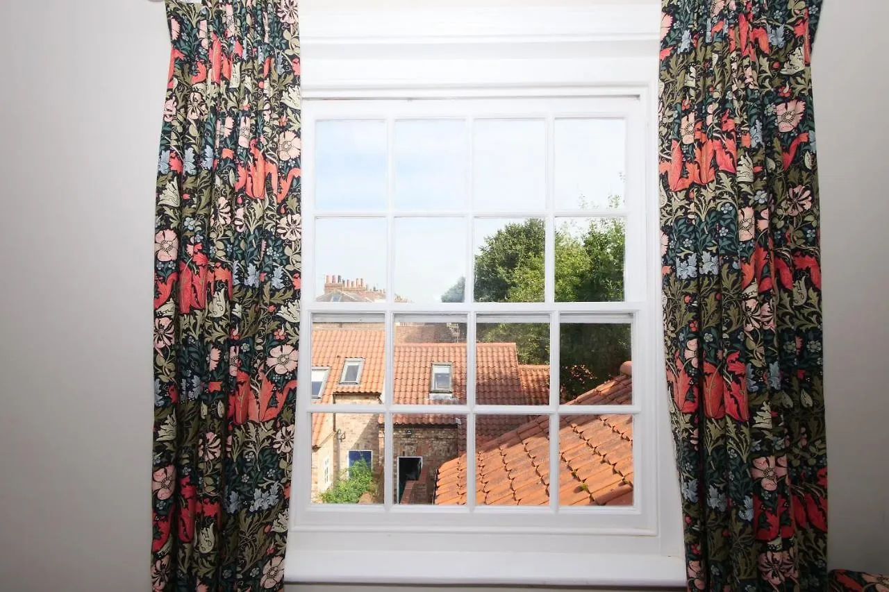 Villa Stodham House With Minster Views! à York Hébergement de vacances